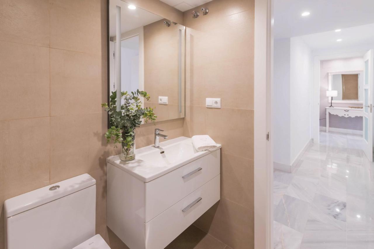 Premium Apartment & Free Parking By Ele Apartments Malaga Ngoại thất bức ảnh