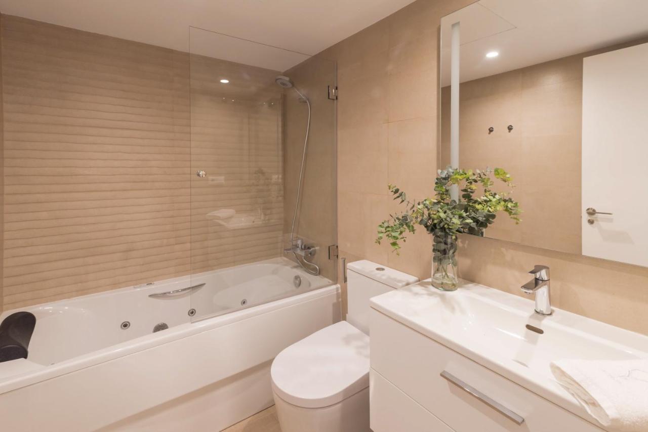 Premium Apartment & Free Parking By Ele Apartments Malaga Ngoại thất bức ảnh